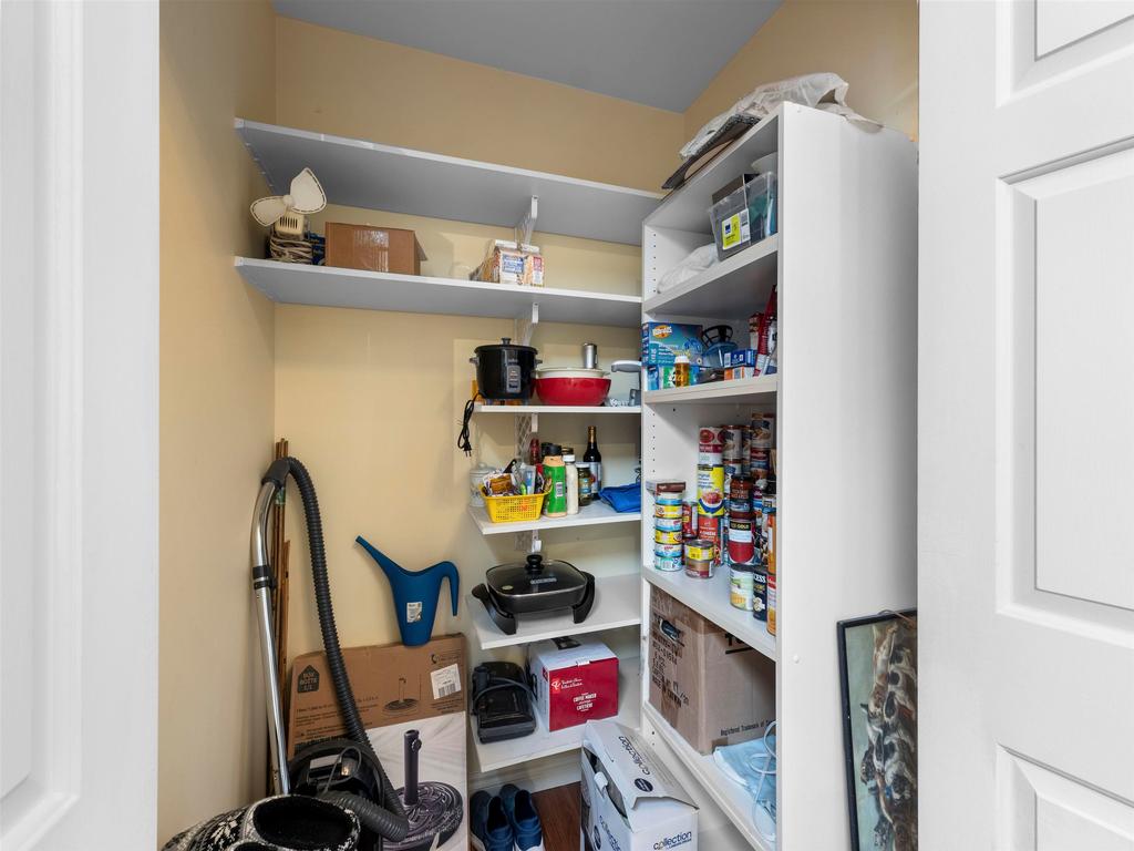 Listing Image for R3100144