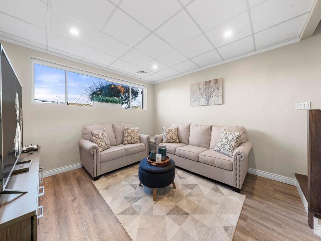 Listing Image for R3100147