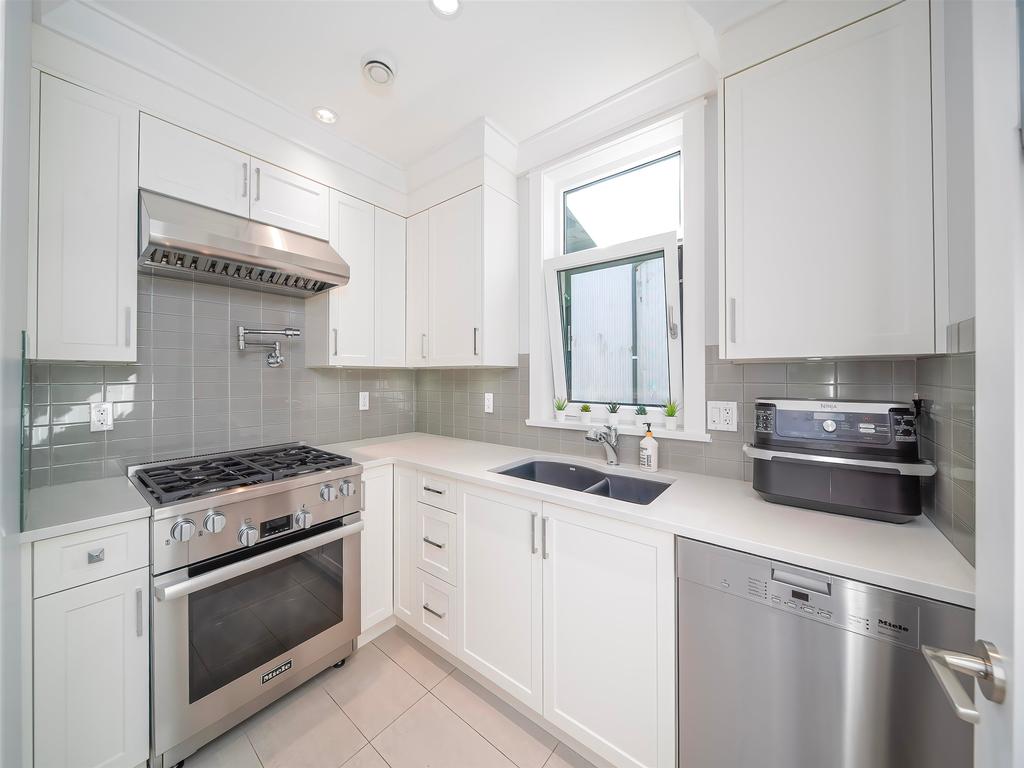 Listing Image for R3100155