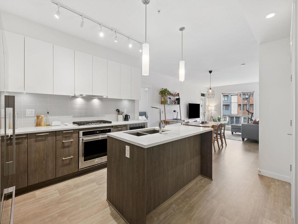 Listing Image for R3100189