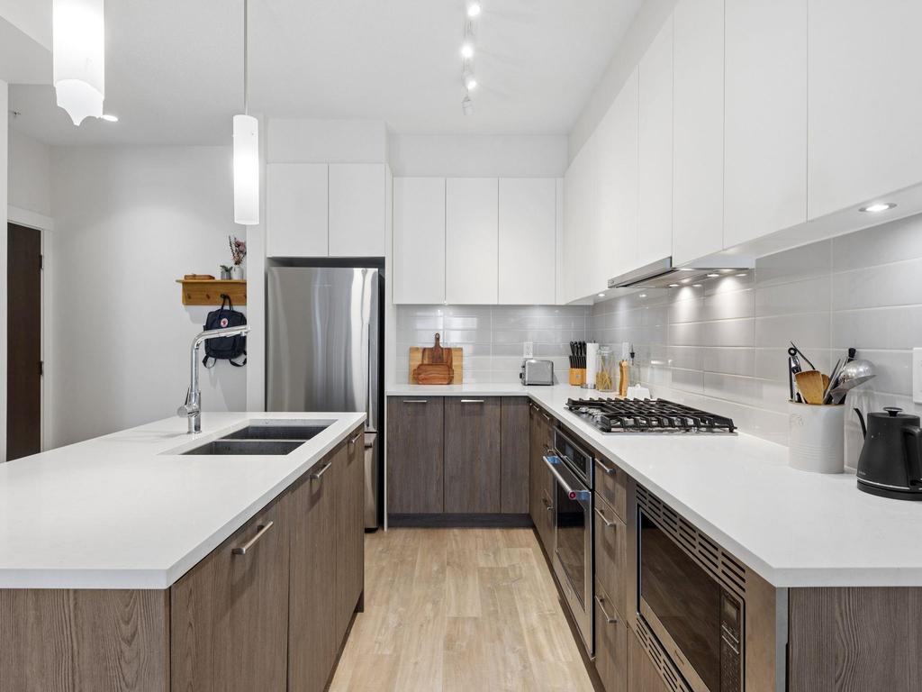 Listing Image for R3100189