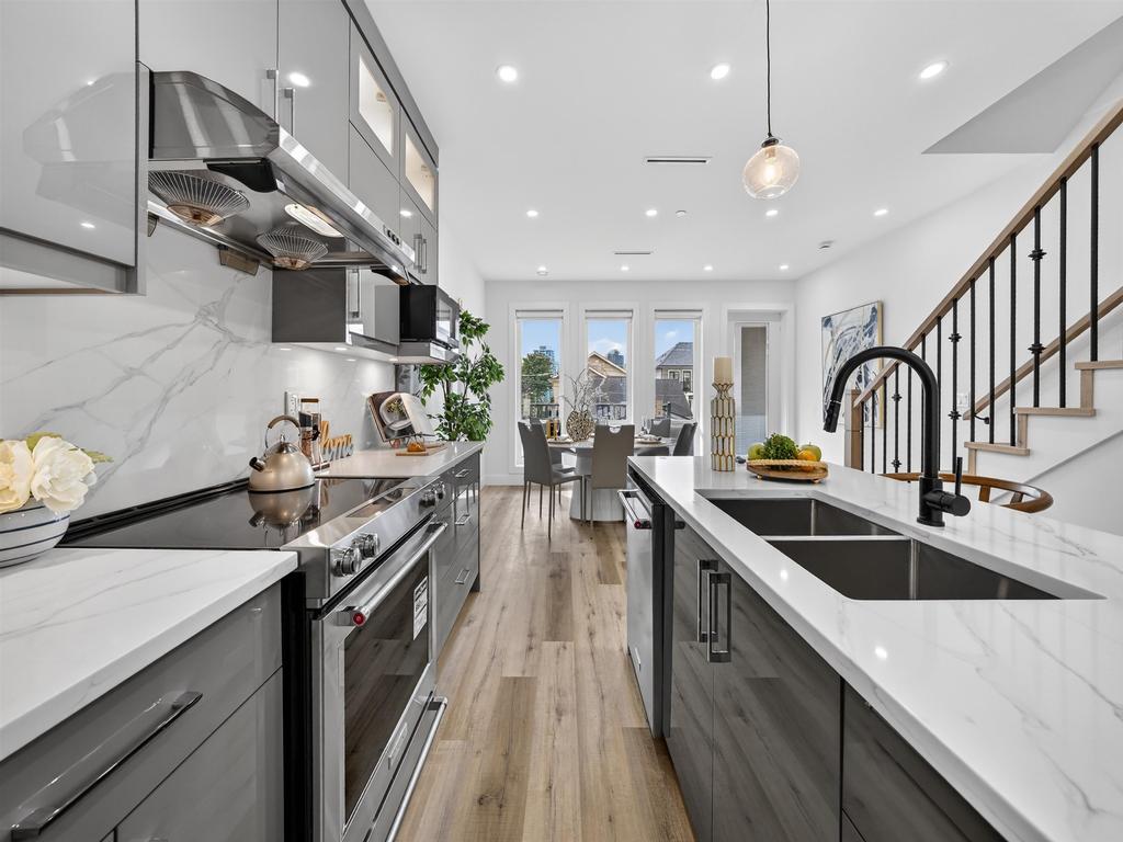 Listing Image for R3100192