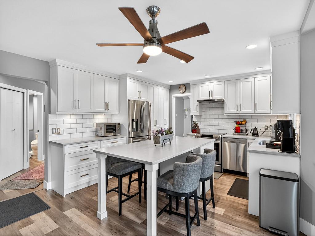 Listing Image for R3100193