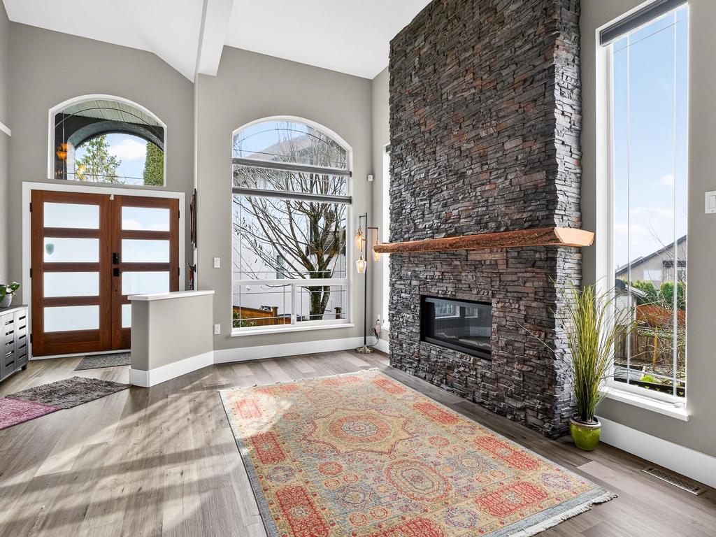 Listing Image for R3100193