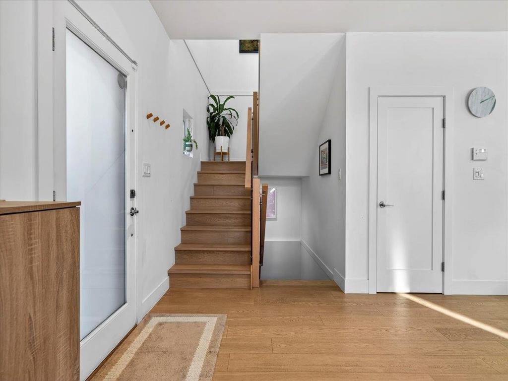 Listing Image for R3100200