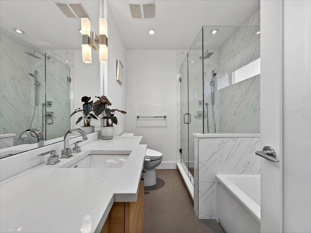 Listing Image for R3100200