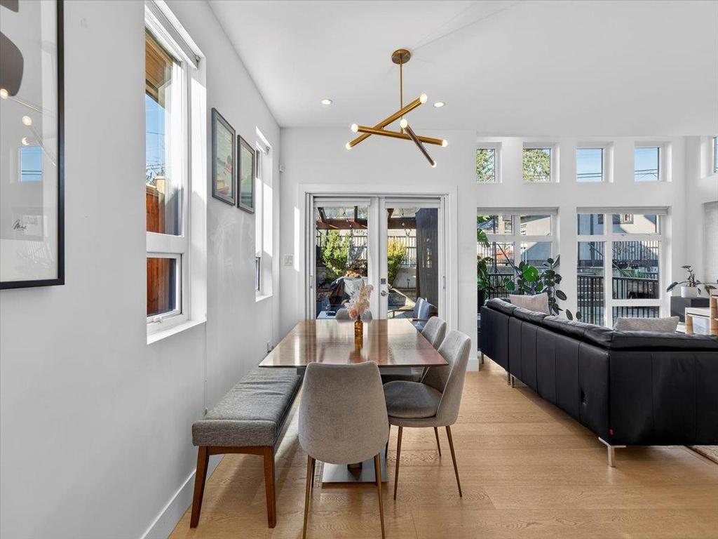 Listing Image for R3100200