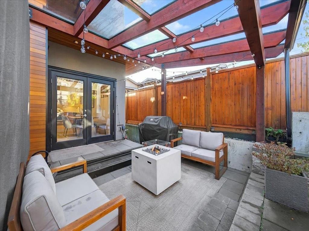 Listing Image for R3100200