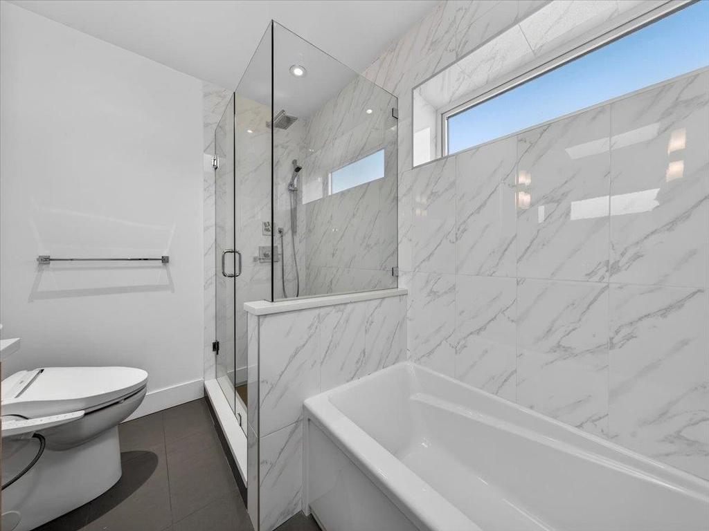 Listing Image for R3100200