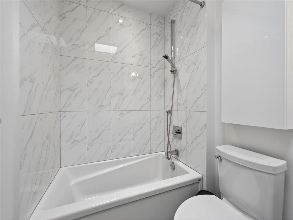 Listing Image for R3100200