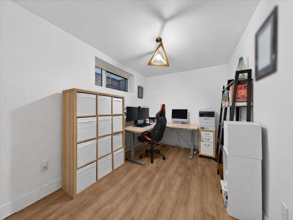 Listing Image for R3100200