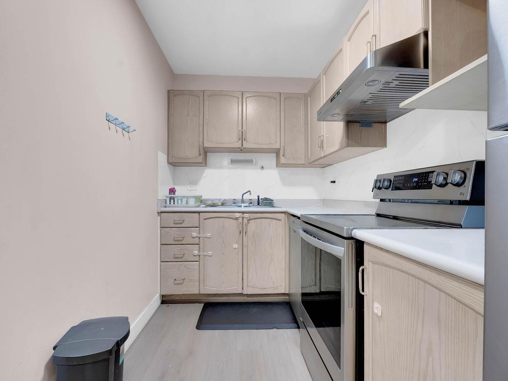 Listing Image for R3100204