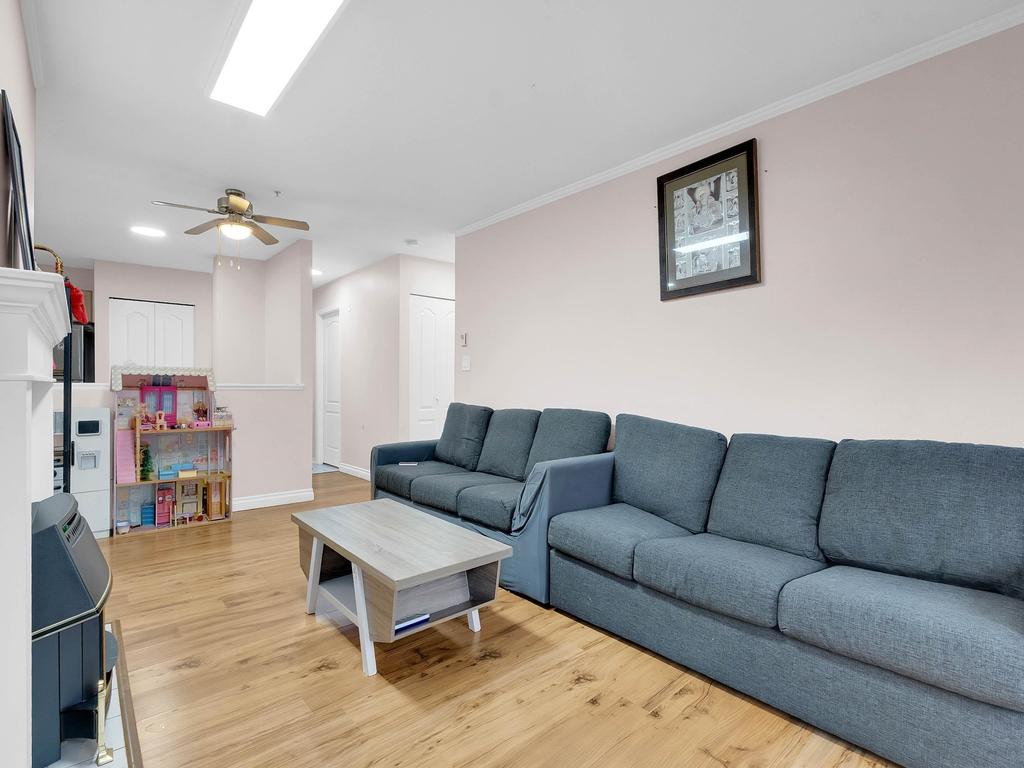 Listing Image for R3100204