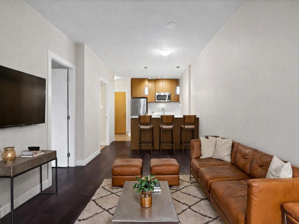 Listing Image for R3100211