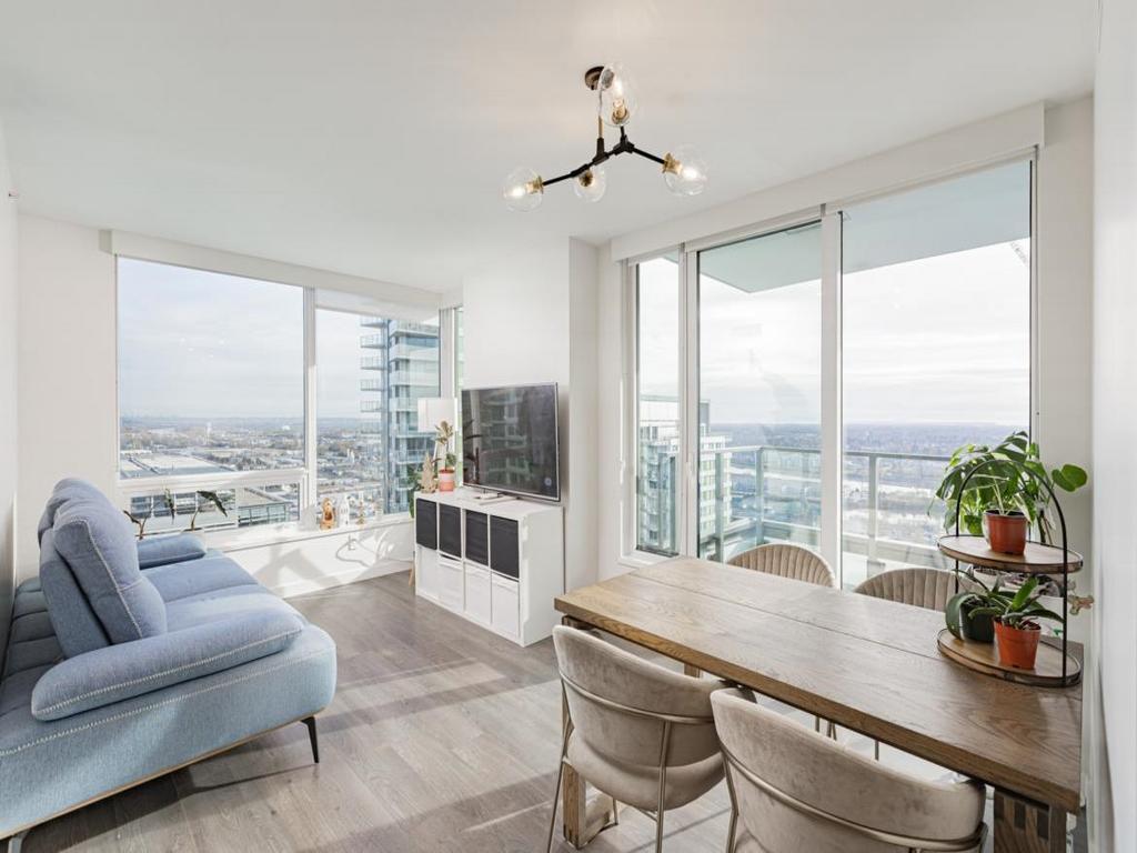 Listing Image for R3100223