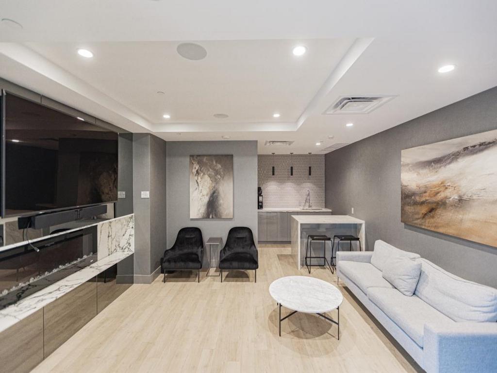 Listing Image for R3100223