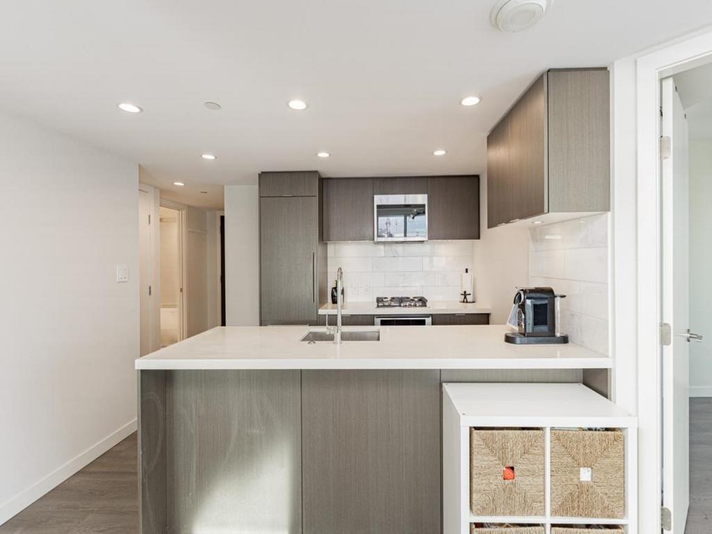 Listing Image for R3100223