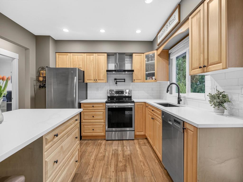 Listing Image for R3100230