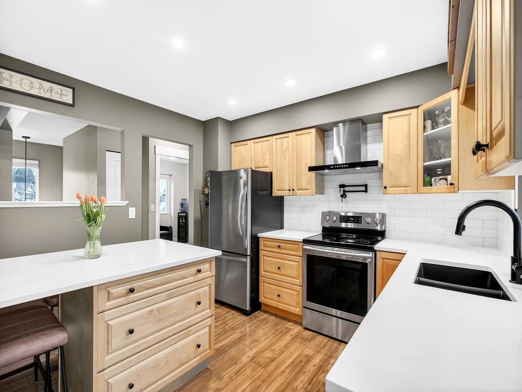 Listing Image for R3100230