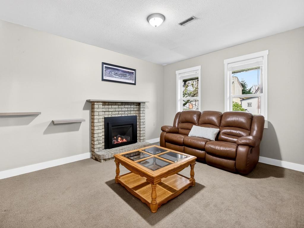 Listing Image for R3100230