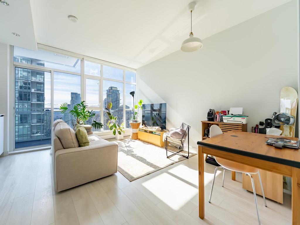 Listing Image for R3100232