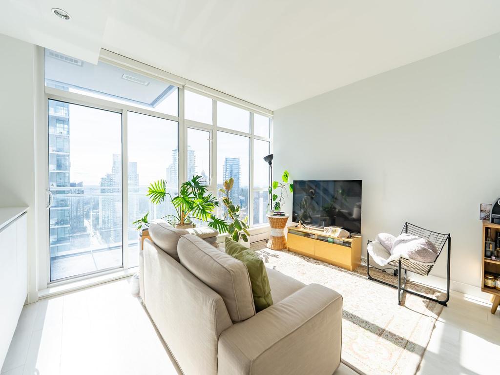 Listing Image for R3100232