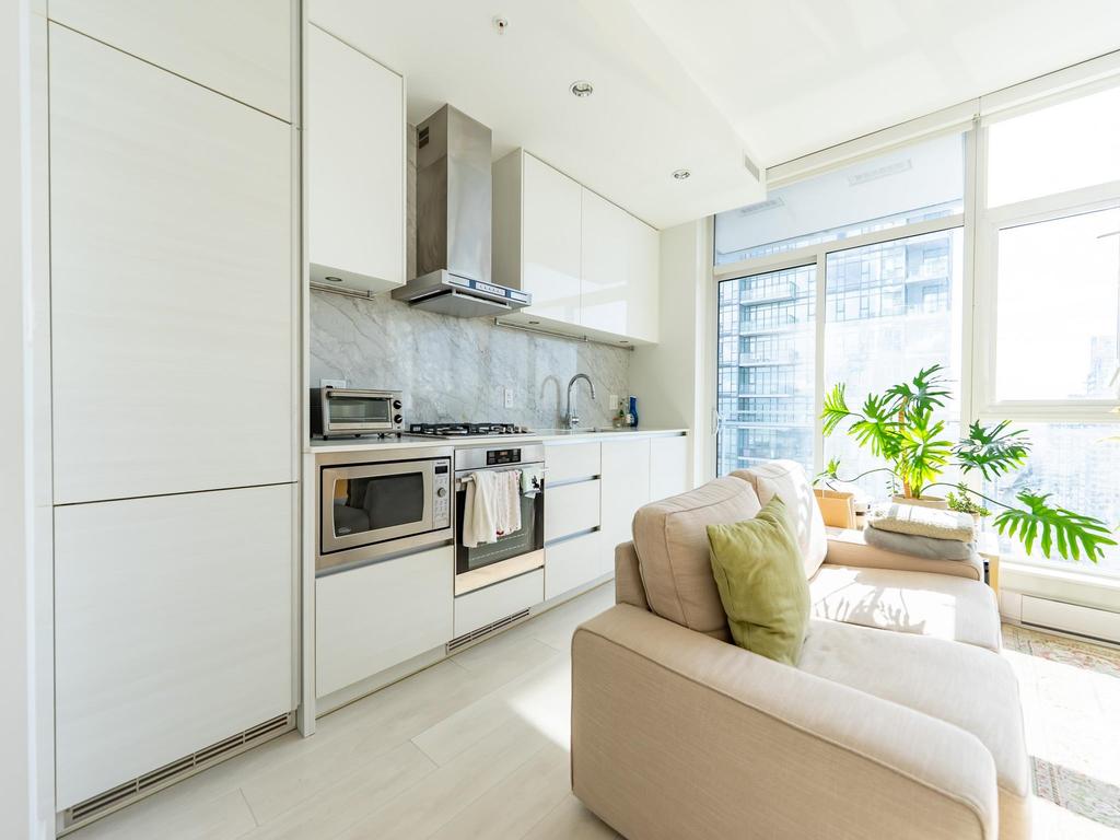 Listing Image for R3100232