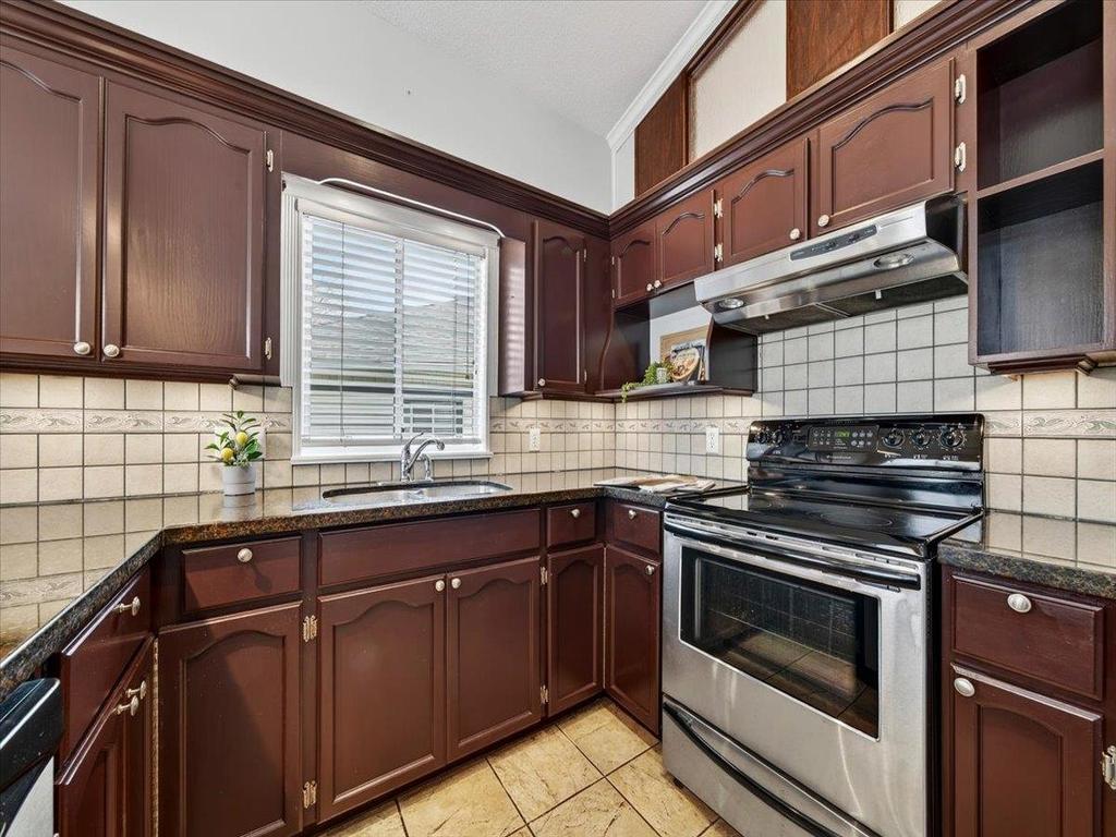 Listing Image for R3100234