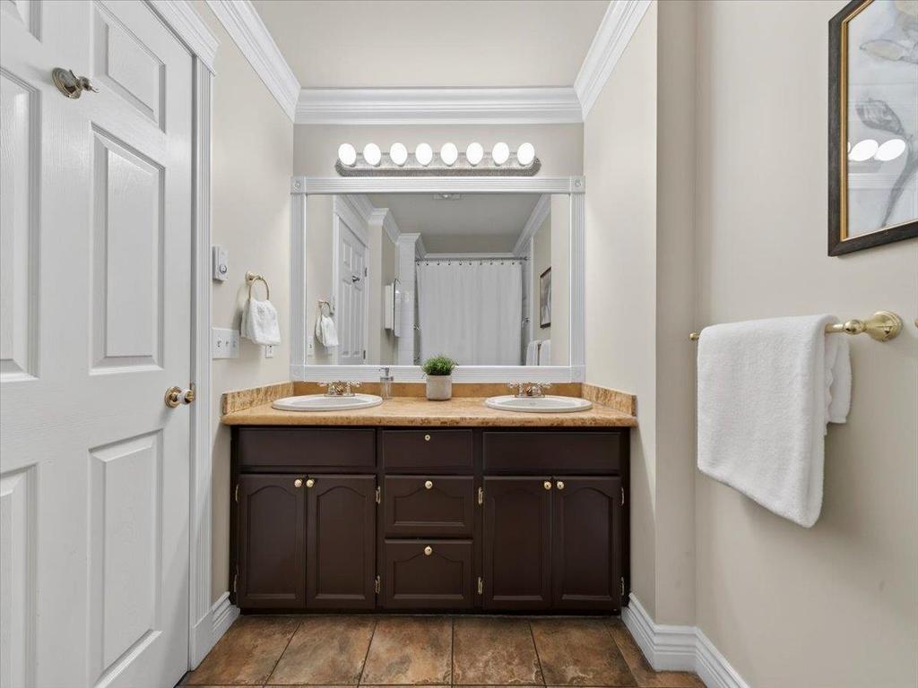 Listing Image for R3100234