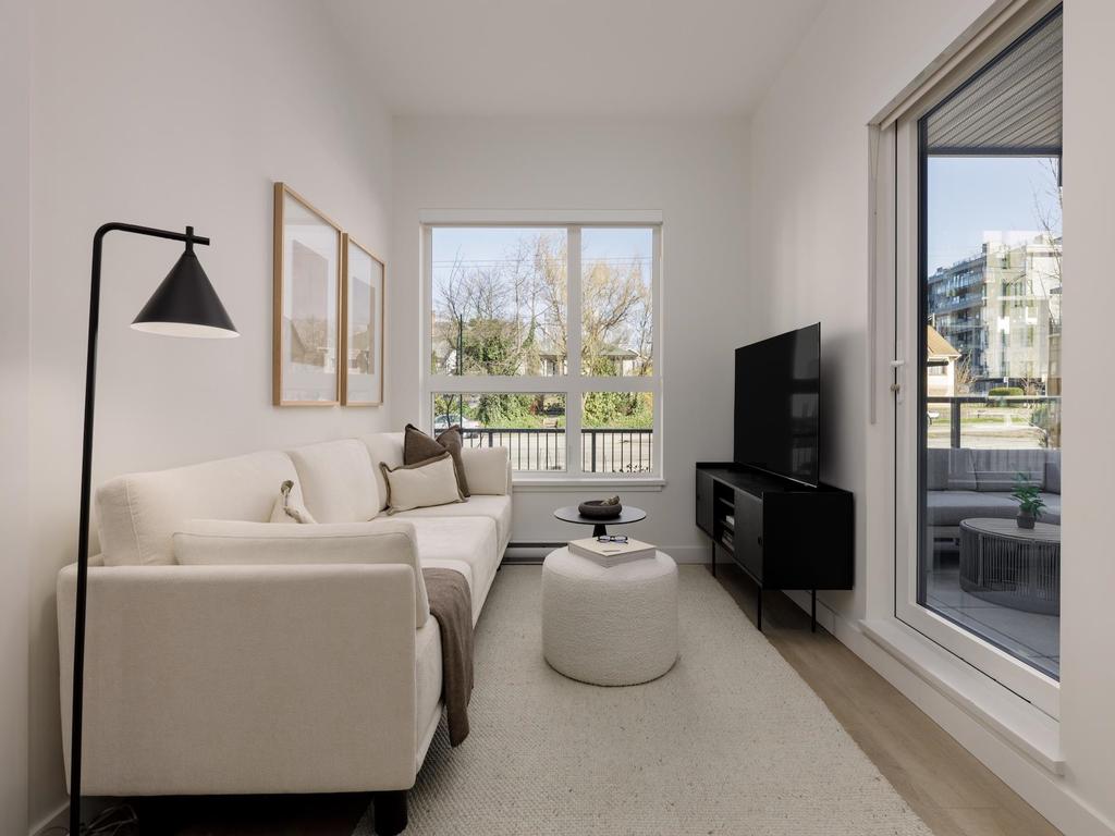 Listing Image for R3100263