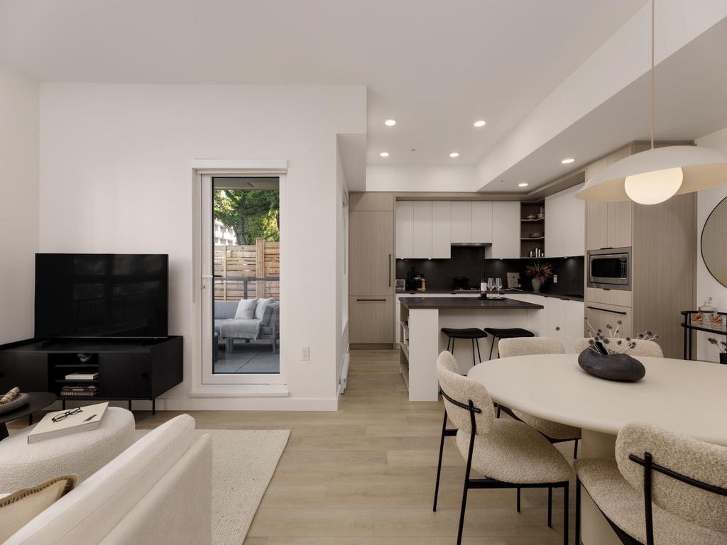 Listing Image for R3100263