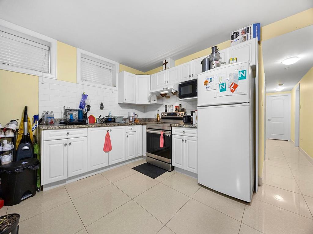 Listing Image for R3100279