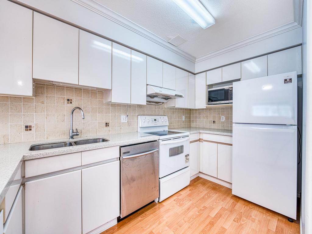 Listing Image for R3100282