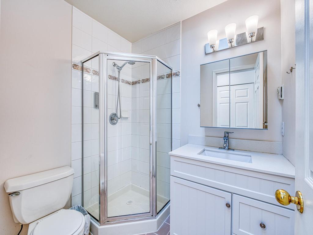 Listing Image for R3100282