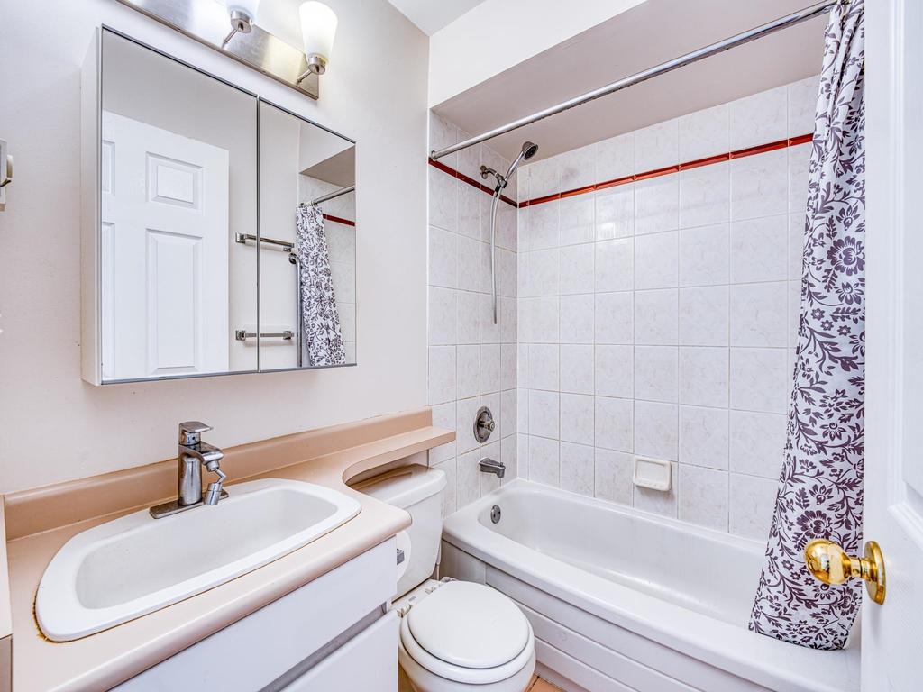 Listing Image for R3100282