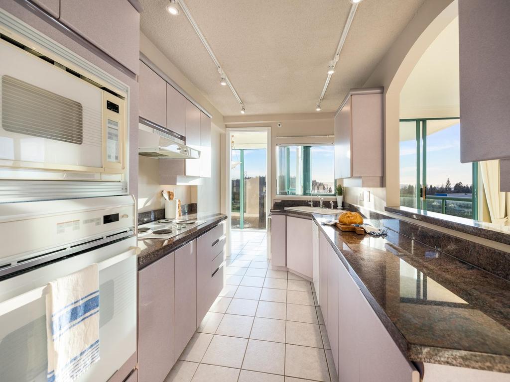 Listing Image for R3100284