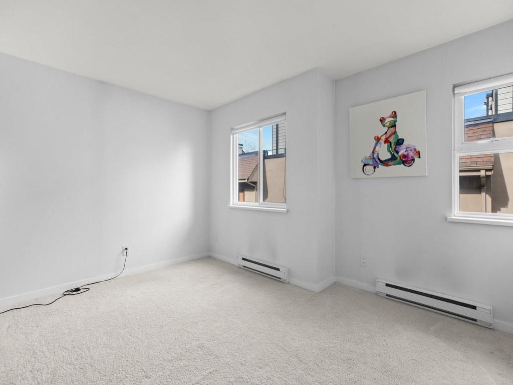 Listing Image for R3100293