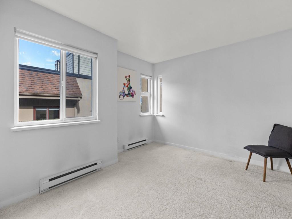 Listing Image for R3100293