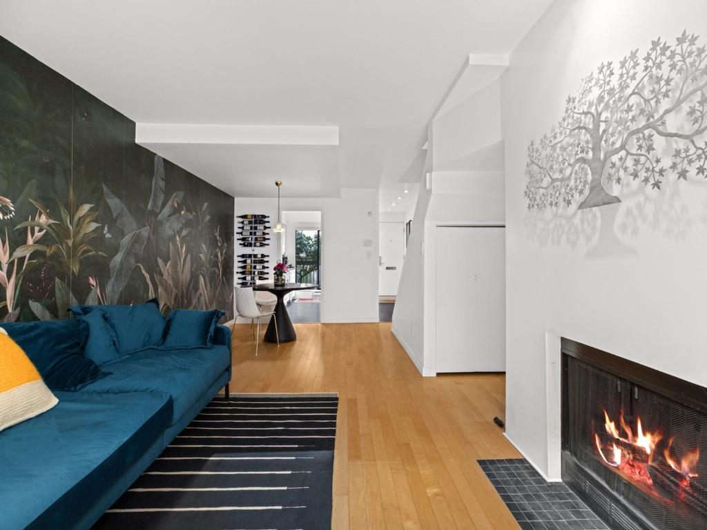 Listing Image for R3100293