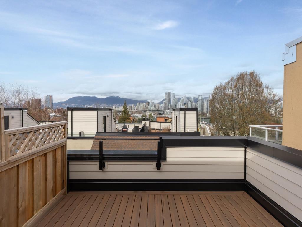 Listing Image for R3100293