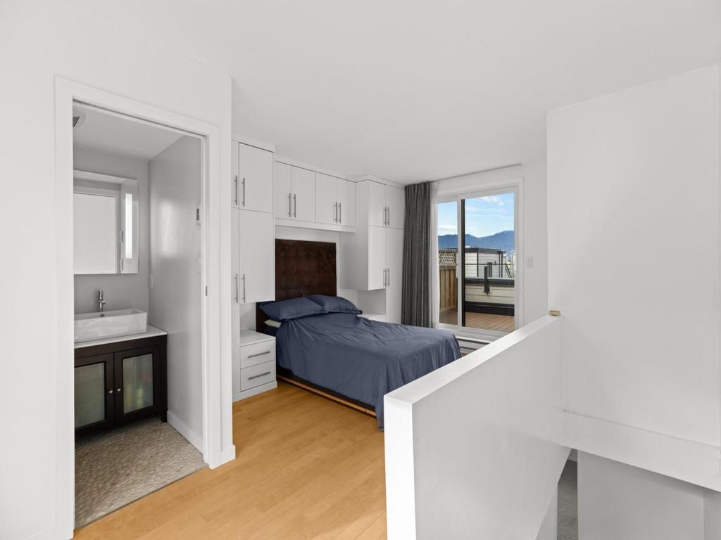 Listing Image for R3100293