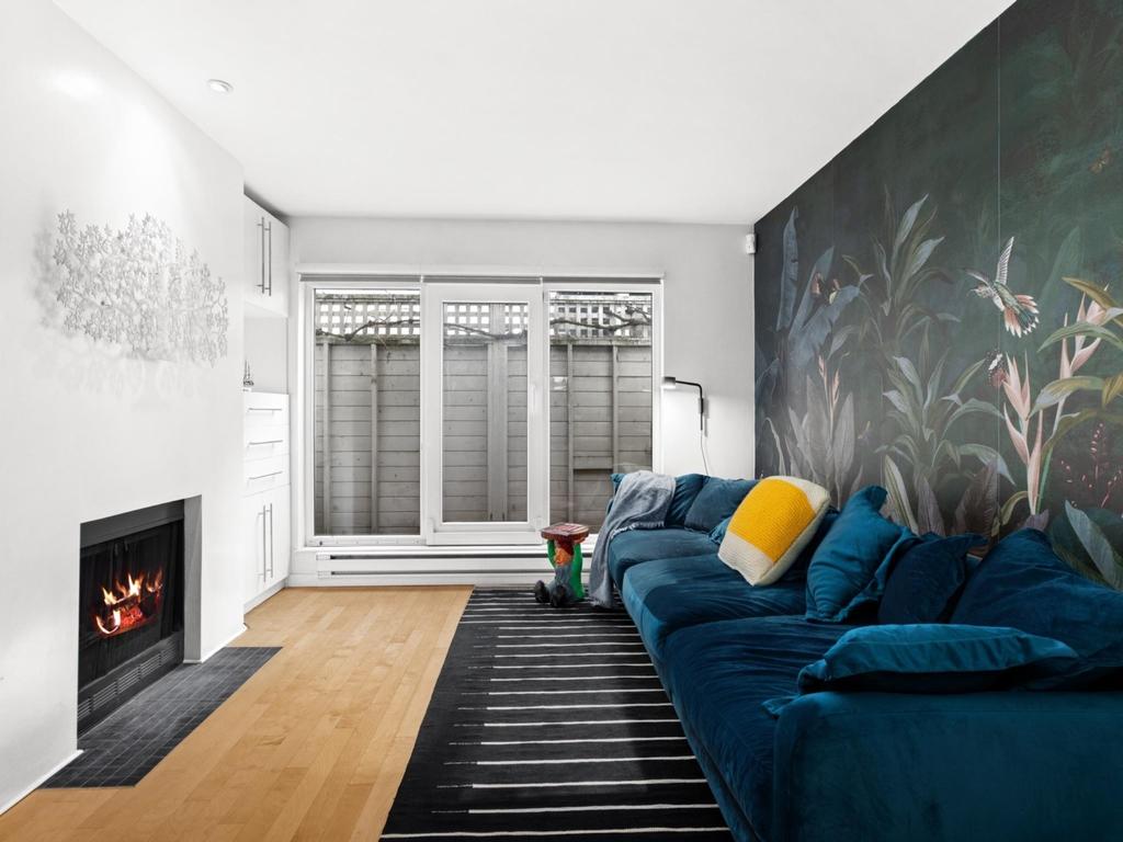 Listing Image for R3100293