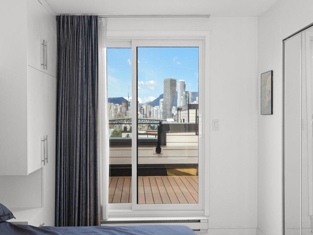 Listing Image for R3100293