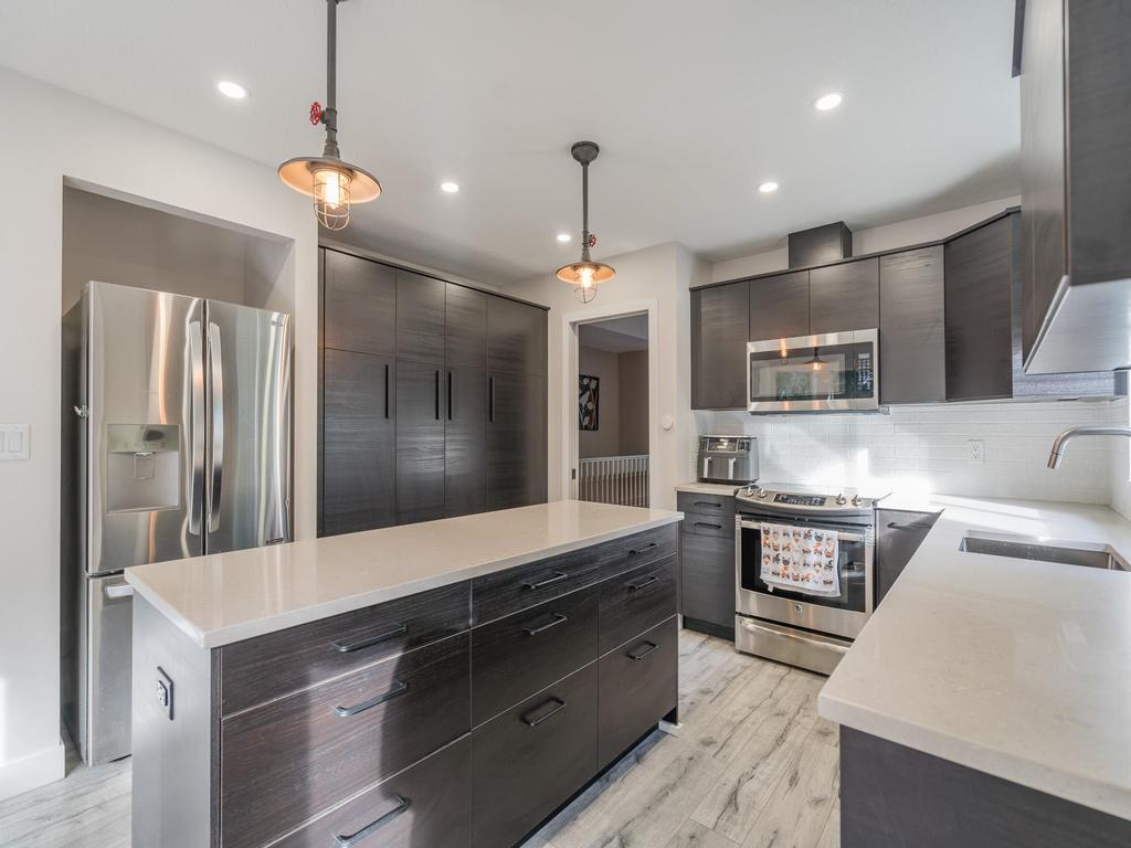 Listing Image for R3100297