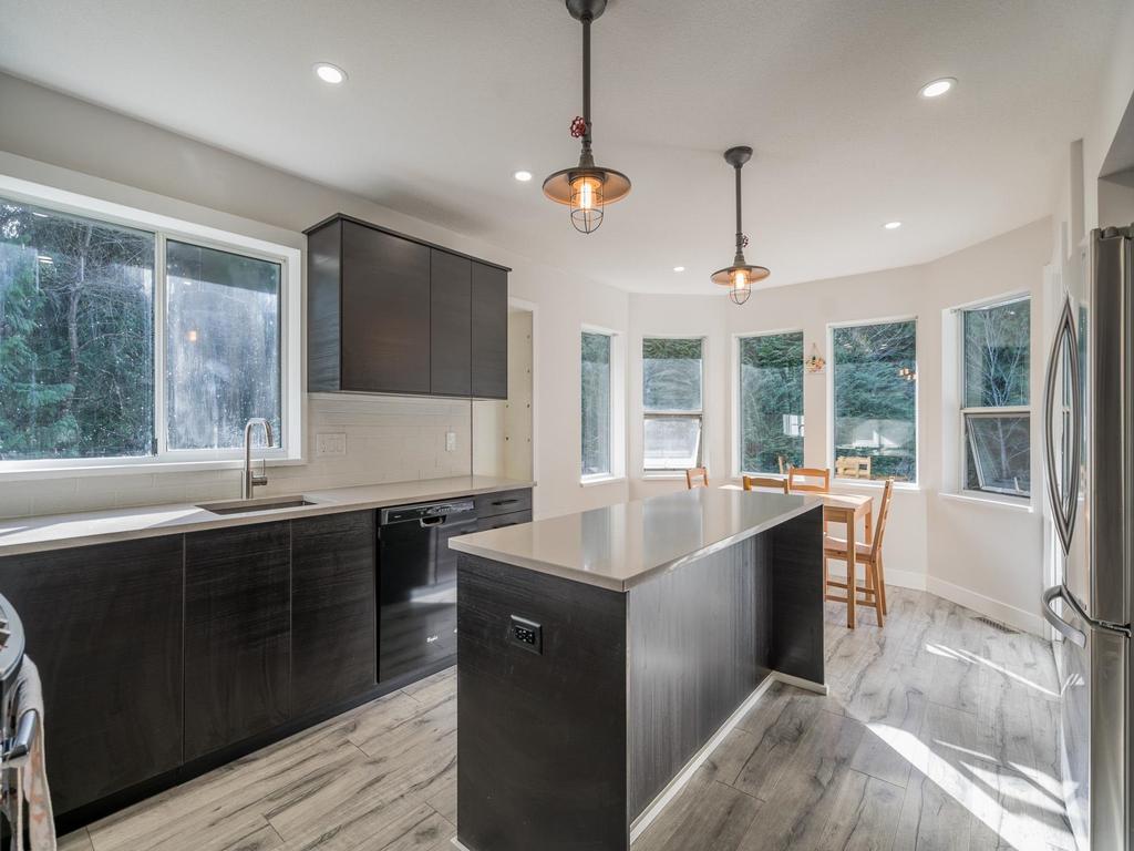 Listing Image for R3100297