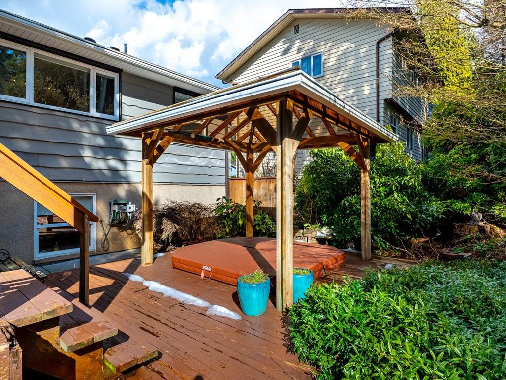 Listing Image for R3100299