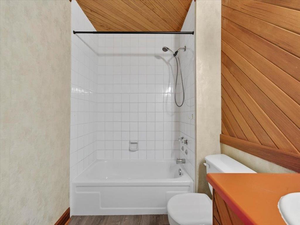 Listing Image for R3100302