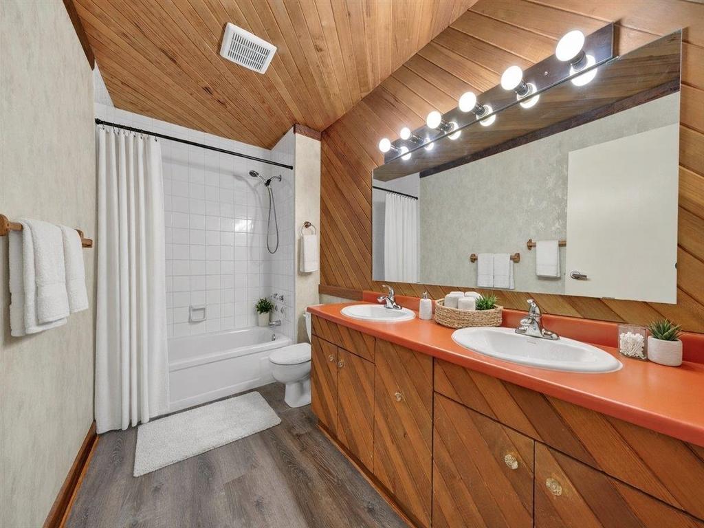 Listing Image for R3100302