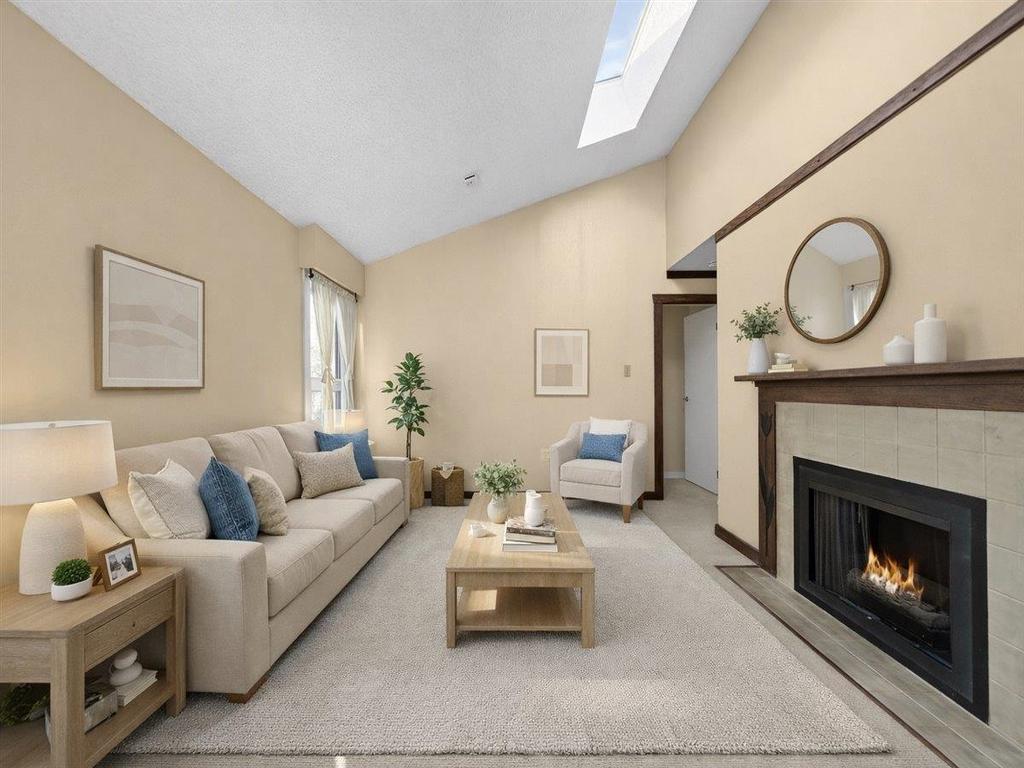 Listing Image for R3100302