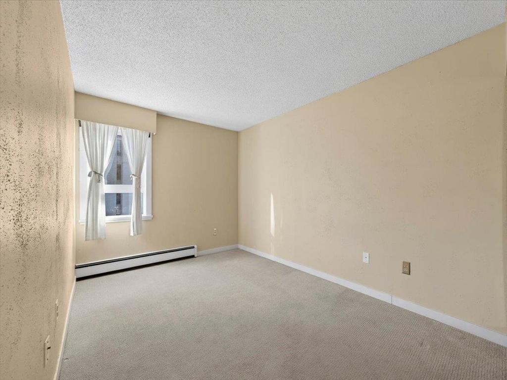 Listing Image for R3100302